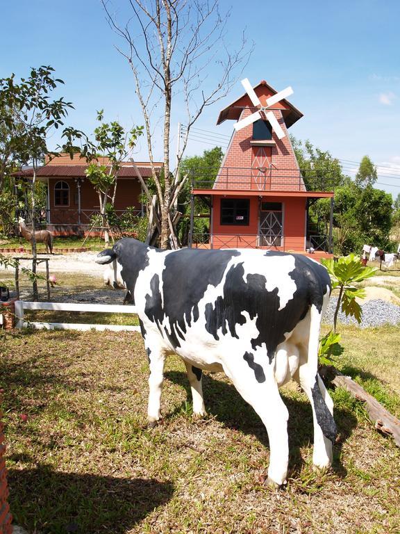 Cowboy Farm Resort Pattaya Ban Huai Yai Luaran gambar