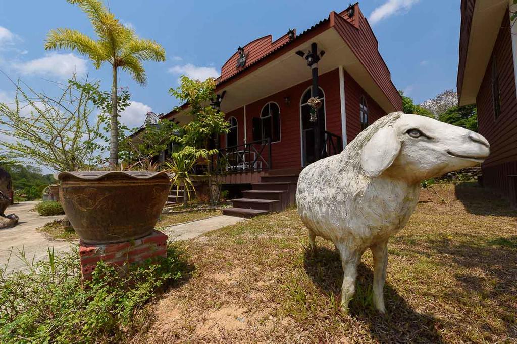 Cowboy Farm Resort Pattaya Ban Huai Yai Luaran gambar