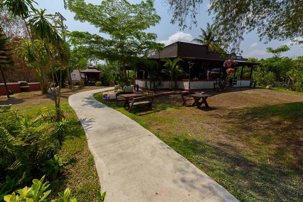 Cowboy Farm Resort Pattaya Ban Huai Yai Luaran gambar